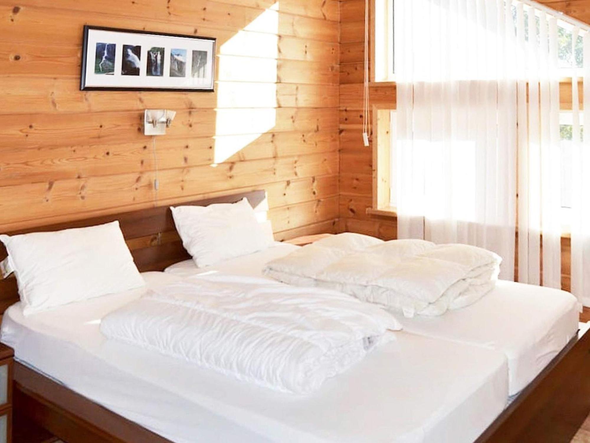 Six-Bedroom Holiday Home In Eidsvag Exterior photo