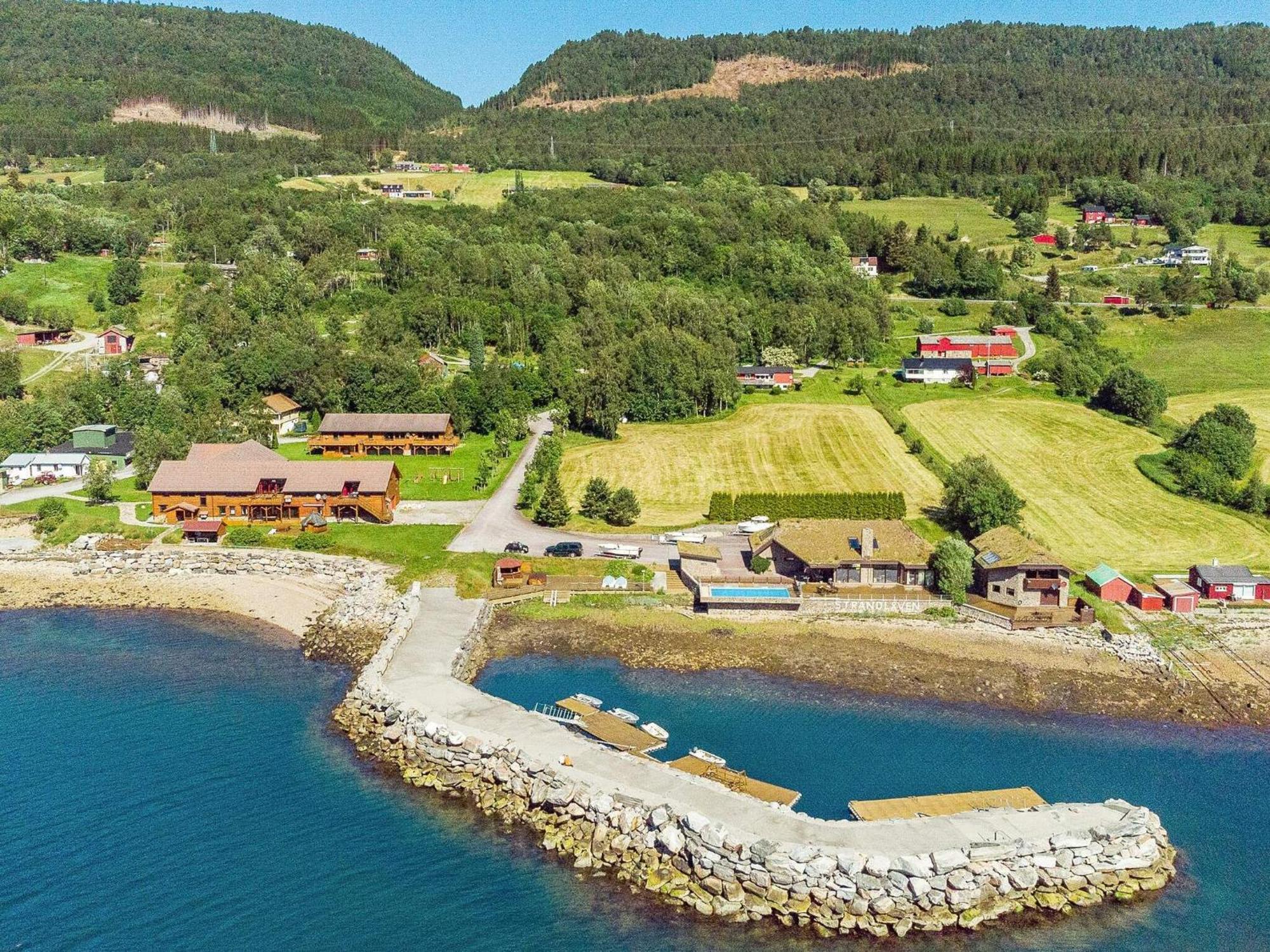 Six-Bedroom Holiday Home In Eidsvag Exterior photo